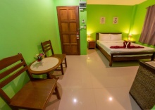 Двухместный номер Standard двуспальная кровать в Enrico Hostel Patong