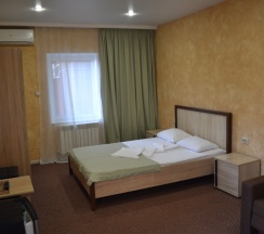 Четырехместный с ванной комнатой в Стандарт