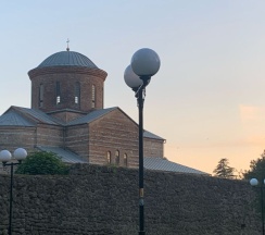 Четырёхместный номер Economy с видом на город в Ривьера