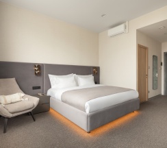  номер DELUXE с видом на город в Breezko hotel