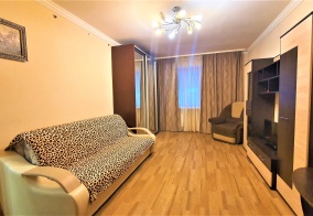 Апартаменты Апартаменты на Зверева 56 в Надыме