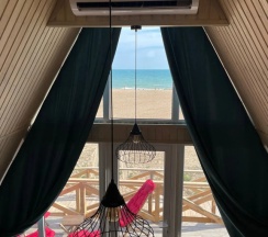 Шестиместный коттедж с красивым видом из окна в Beta