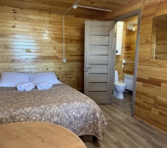 Двухместный номер Standard с балконом двуспальная кровать в Оазис