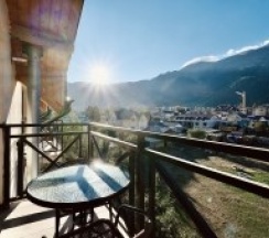 УЛУЧШЕННЫЙ ТРЕХМЕСТНЫЙ НОМЕР С БАЛКОНОМ в Grand shale