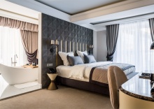 Джуниор Сюит Романтик (Junior Suite Romantic) в History Boutique Hotel&Spa