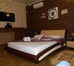 ПОЛУЛЮКС в Лефортовский дворик