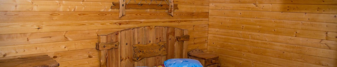 Номер стандарт с 1 двуспальной кроватью в Молодильно