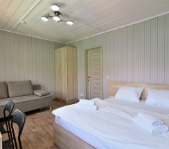 Семейный номер с общей ванной комнатой в Кунак