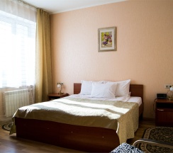 Комфортный двухместный с 1 двуспальной кроватью в Вояжъ