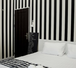 Номер Standard с красивым видом из окна в Goodfellas Thong Lor Hostel