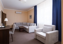 Family Room with balcony в Democratia