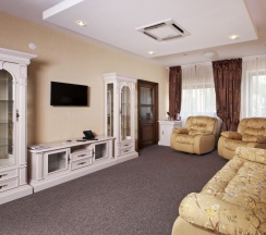 Двухместный люкс двуспальная кровать в Отель Виктория на Замковой