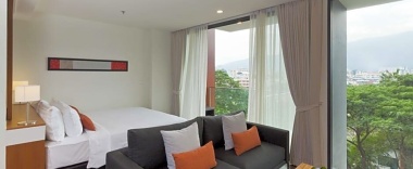 Четырёхместный люкс 2 отдельные кровати в Eastin Tan Hotel Chiang Mai