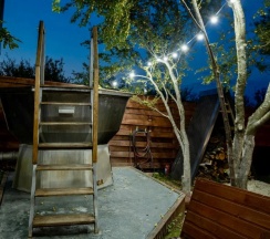 Апартаменты с 3 комнатами с балконом в А Чан