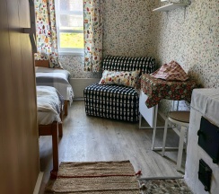 Комната эконом с 2 односпальными кроватями и дополнительным местом в Соловки