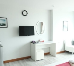Трёхместный номер Standard с частичным видом на море в The Beach Front Resort Pattaya  - SHA Plus