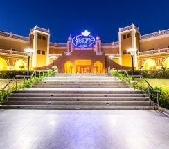 Семейный номер Standard с видом на сад в Jasmine Palace Resort & Spa