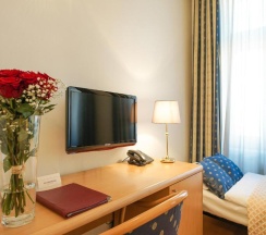 Трёхместный номер Standard в Hotel Tivoli Prague