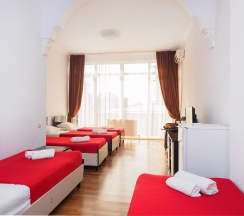 Стандарт пятиместный номер с балконом в Ниагара фоллс