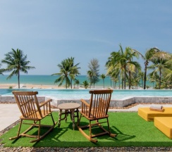 Penthouse Pool ‘Devasom Sky Villa’ с 2 комнатами в Devasom Khao Lak Beach Resort & Villas