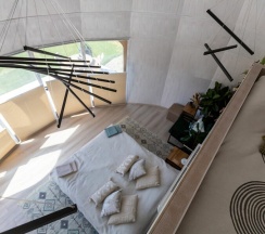 Купол с Фонтаном в Воздух