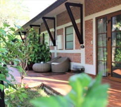 Двухместный номер Deluxe с видом на сад двуспальная кровать в Cassia Cottage Resort and Spa