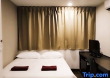 Двухместный номер Deluxe двуспальная кровать в 499 Hotel Ratchadapisek Bangkok