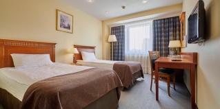 Москва: Отель Marins Park Hotel Москва Пражская