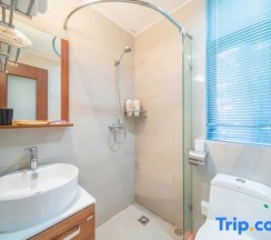 Семейный люкс в Yijiayi Holiday Hotel