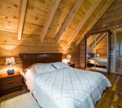 Шале с Маралами в Басаргино