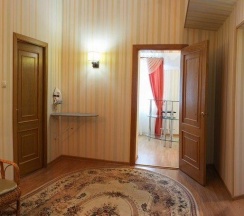 Номер люкс с 1 двуспальной кроватью №209, 309, 317 в Зелёная
