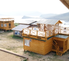 Благоустроенный 2-х местный дом с террасой + 2 доп. места в Ветер странствий