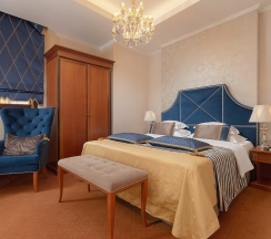 Джуниор сюит в Author Boutique Hotel