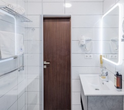 Двухместный номер "Комфорт" Улучшенный с 1 двуспальной кроватью в Ассара