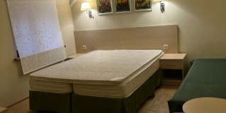 Пицунда: Коттедж Черноморская Ривьера