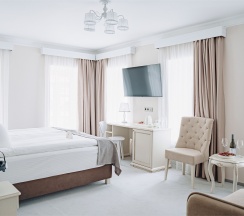 Клубный джуниор сьют Домъ купчихи Глинкиной 4* в Домъ купца Кундышева-Володина