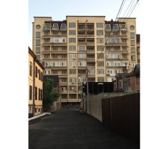 М.Горького 85Б. 2-комн.кв., 7-этаж, 111 в АнтиОтель