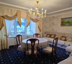 Люкс с 2 комнатами в Golden House
