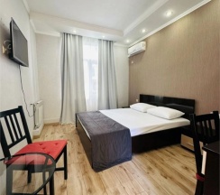 Двухместный номер с видом на внутренний двор двуспальная кровать в Палуба