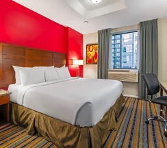 Номер Standard в Ramada Limited Vancouver Downtown