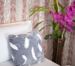 Прапорщика Комарова 29 (1-комнатная) в OGNI Apartments