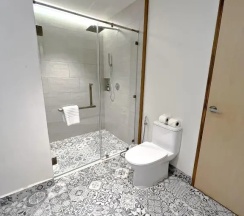 Двухместный люкс c 1 комнатой двуспальная кровать в Peach Hill Resort