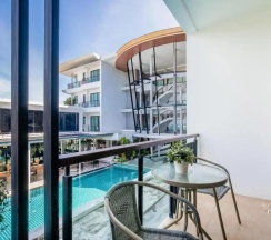 Двухместный номер Deluxe (двуспальная кровать) в The Pago Design Hotel Phuket