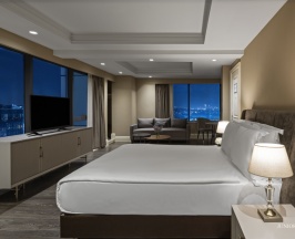 Двухместный полулюкс двуспальная кровать в Windsor Hotel & Convention Centre Istanbul