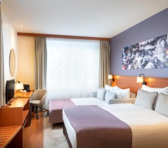 Четырёхместный номер Superior в Leonardo Hotel Salzburg City Center