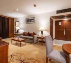 Двухместный люкс Executive двуспальная кровать в Century Park Hotel