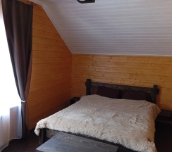 Семейный коттедж с красивым видом из окна в Горный горизонт