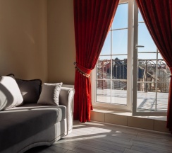 Апартаменты с балконом в Константа