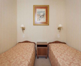 Четырёхместный полулюкс Corporate с красивым видом из окна в Селигер Палас