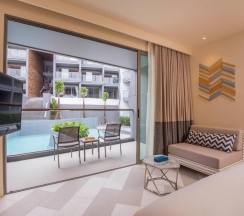Номер SIS Over The Stella Pool в The SIS Kata Resort — Adult Only